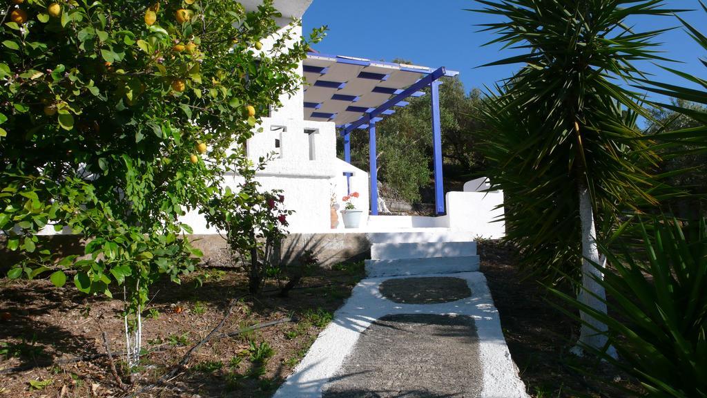 Stefanos Garden Arménoi Quarto foto