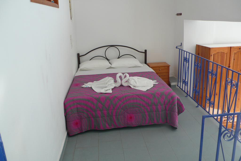 Stefanos Garden Arménoi Quarto foto